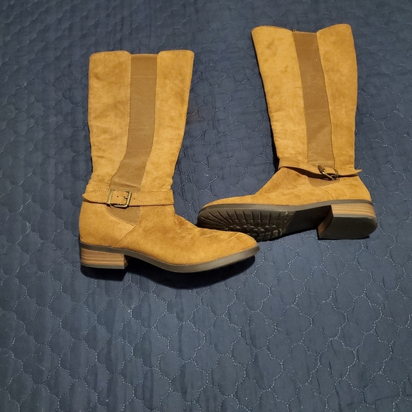 American Eagle Outfitters rusty brown riding boot with zipper and buckle . - Picture 5 of 6